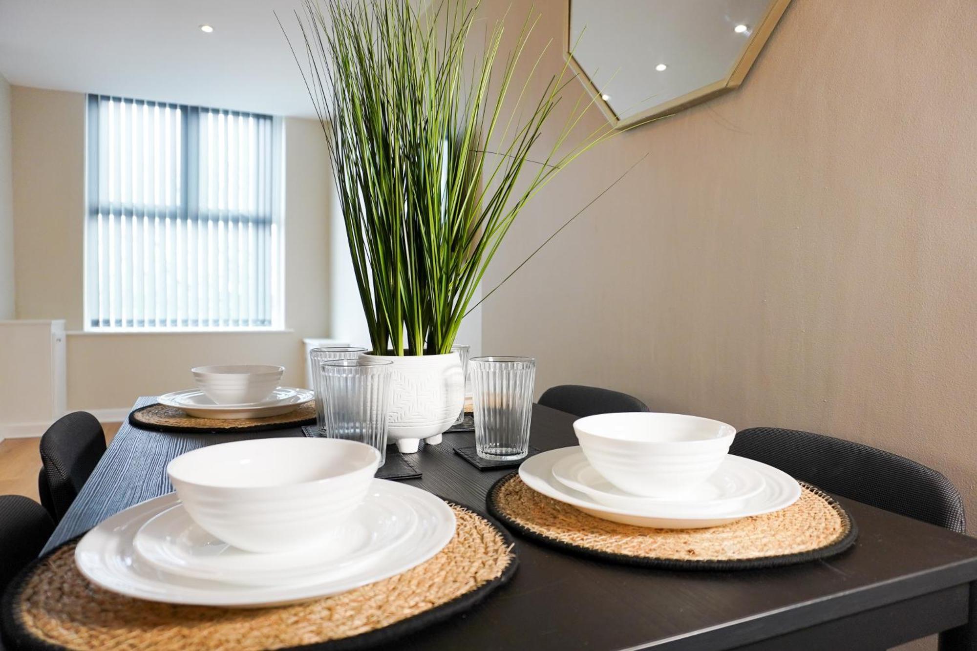 2 Bedroom House 10 Mins To City Centre & Albert Dock Liverpool Bagian luar foto